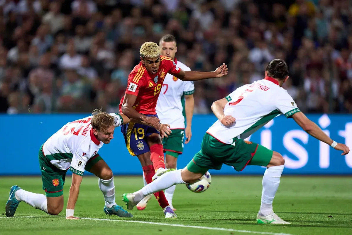 ลมหายใจที่ขาดช่วงของ La Roja: Luis de la Fuente กับภารกิจกู้ชีพ Lamine Yamal สู่สมรภูมิ 2026 World Cup